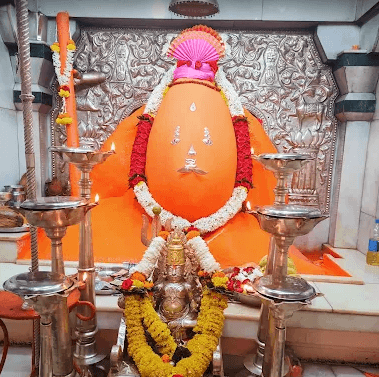 श्री क्षेत्र स्तवनिधी येथील भगवान
